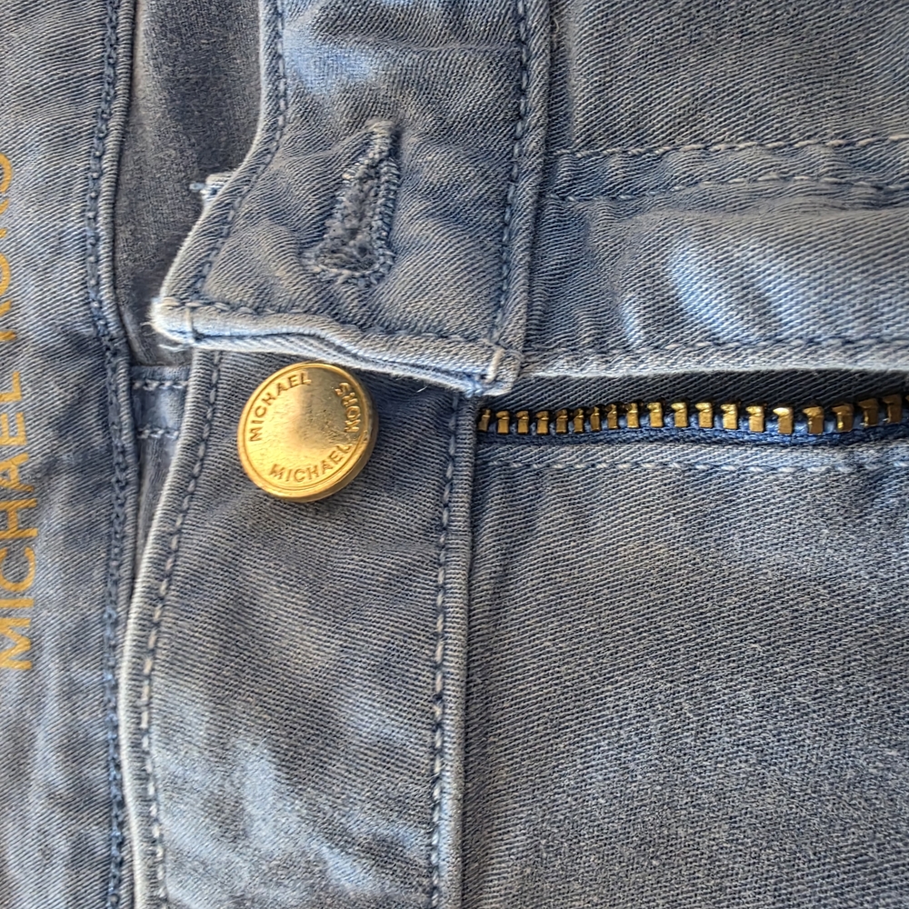 Michael Kors Gold Skinny Jeans with Chic Design